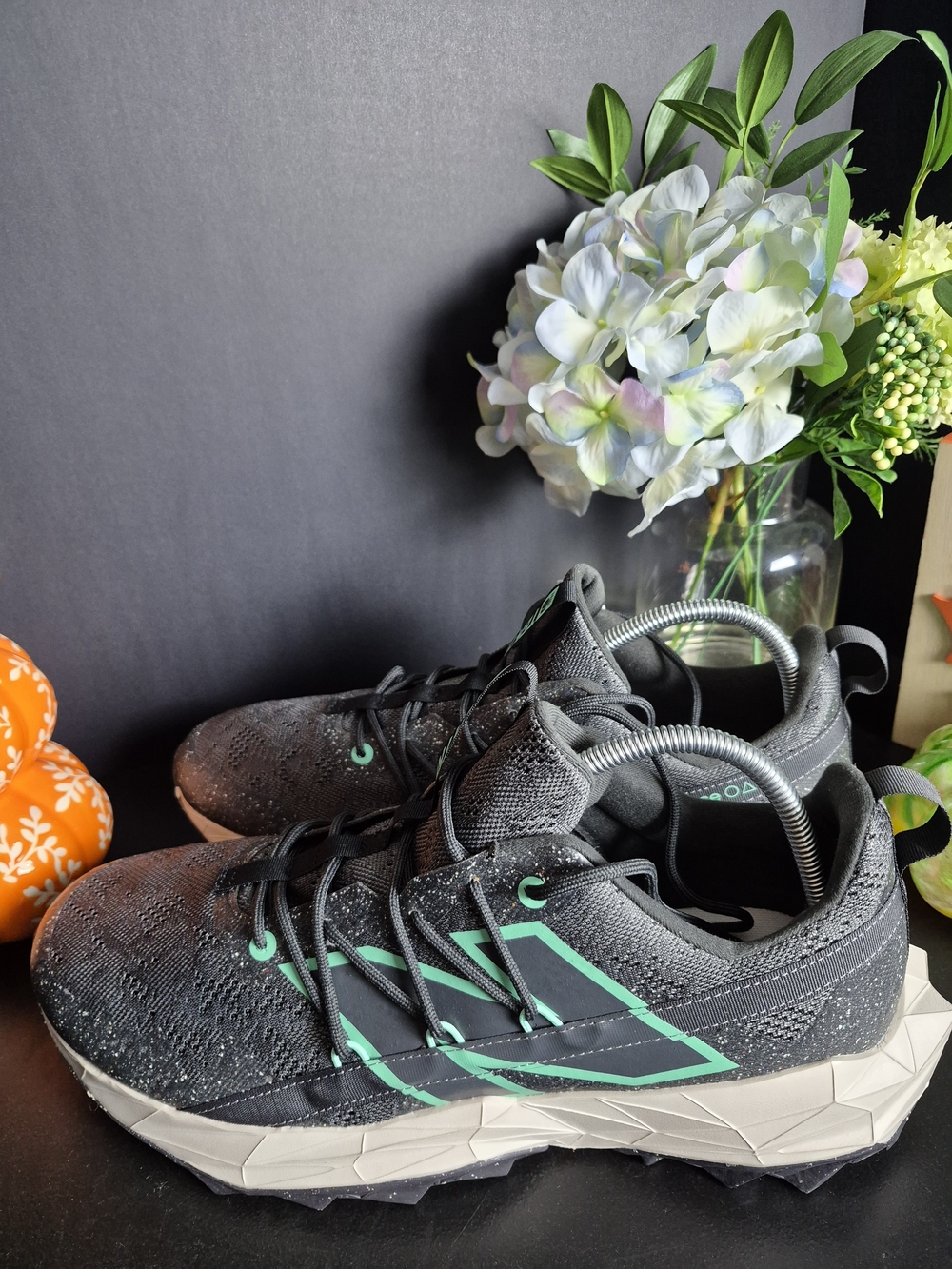 New Balance Mens Black Trail Sneakers with Mint Green Accents.New! Size 14